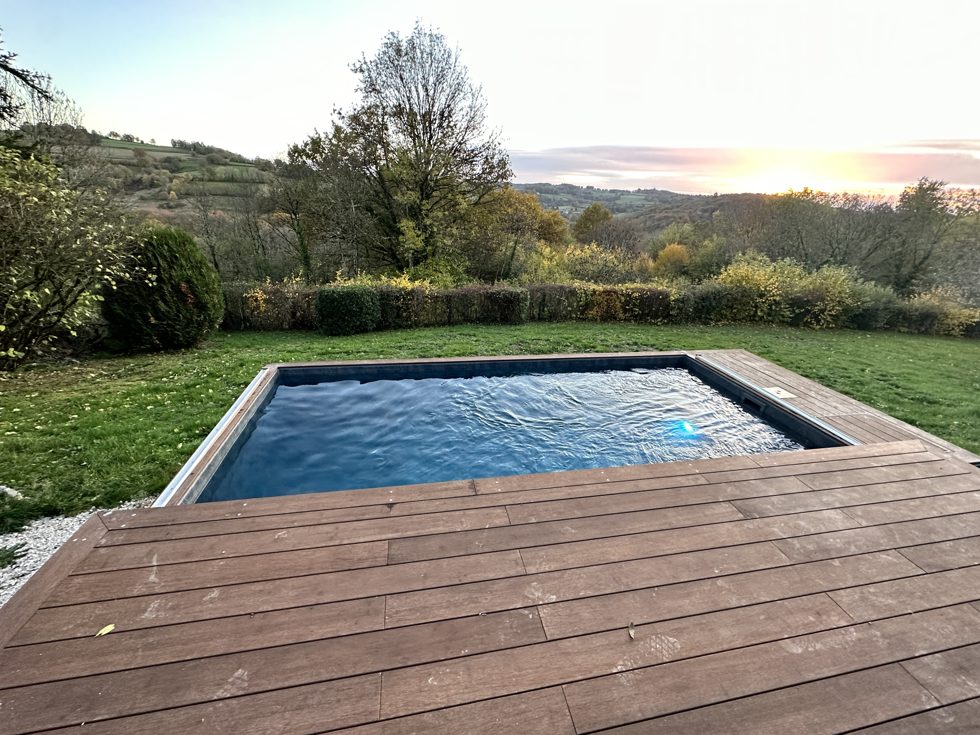 Piscine container réalisée par notre atelier : enterrée 6 m